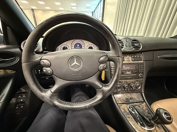 Mercedes-Benz CLK350 19 of 19
