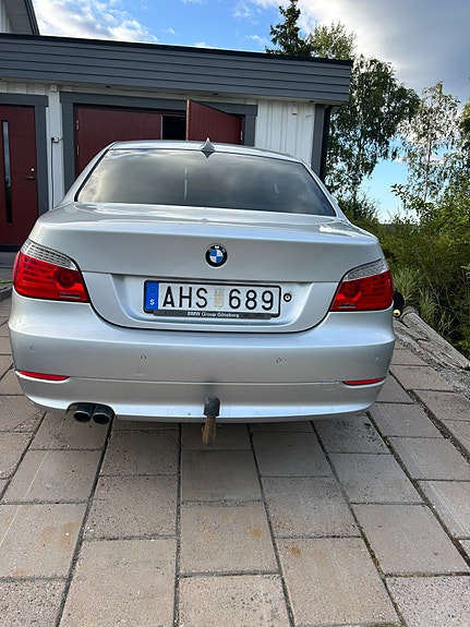 BMW 525i 5 of 5