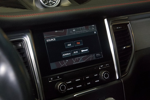 Porsche Macan GTS 16 of 21