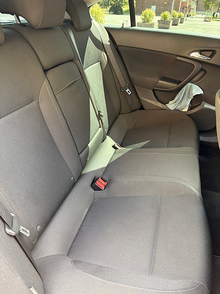 Opel Insignia 3 of 10