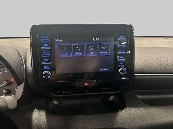 Toyota Yaris 17 of 19
