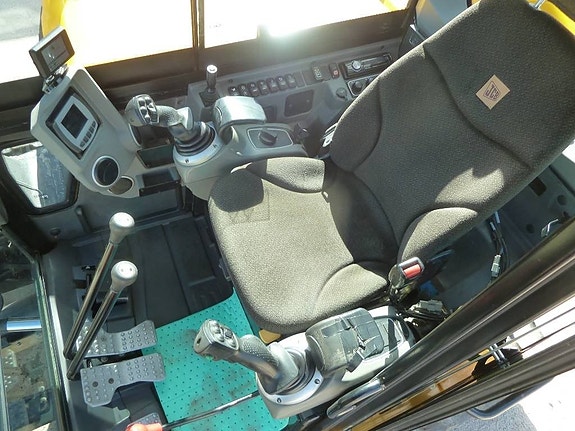 JCB 85Z-1 / Steelwrist m.grip, C-smörj 5 of 5