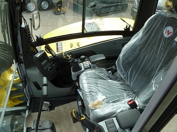 Wacker Neuson ET65 6 of 14