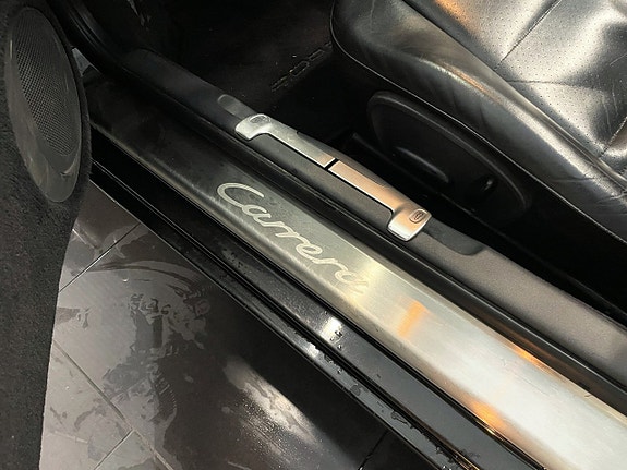 Porsche 911 Carrera 4 22 of 22