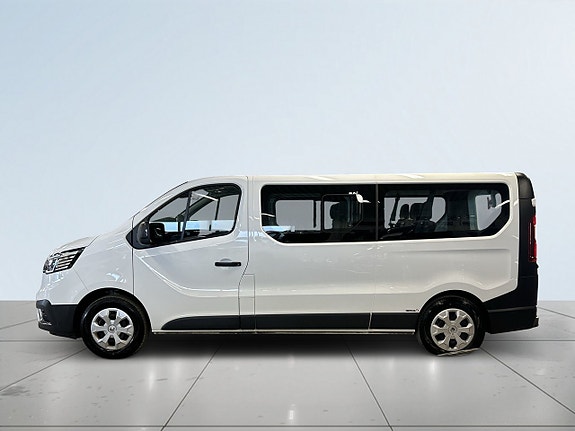 Renault Trafic 4 of 5