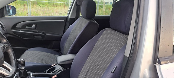Kia Ceed 10 of 11