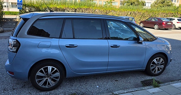 Citroen Grand C4 Picasso 3 of 5