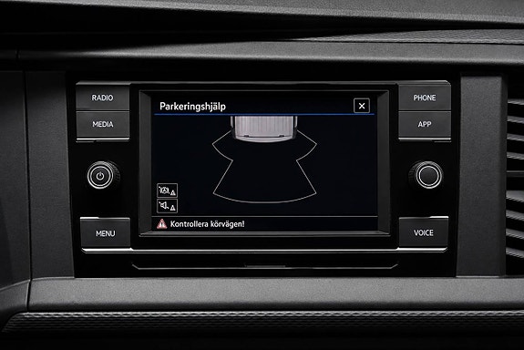Volkswagen Caravelle 18 of 22
