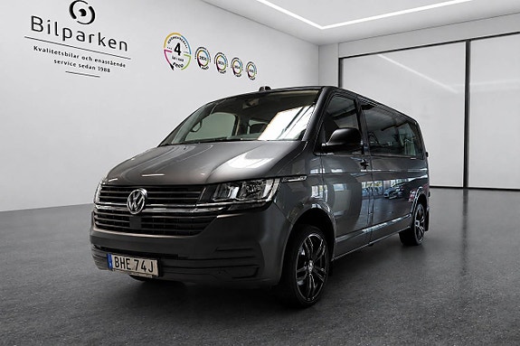 Volkswagen Caravelle 4 of 5
