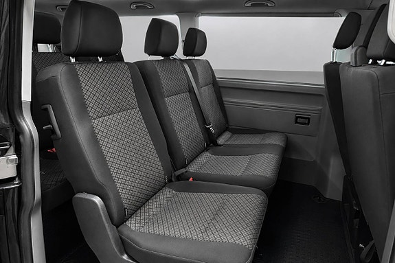 Volkswagen Caravelle 10 of 22