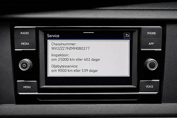 Volkswagen Caravelle 19 of 22