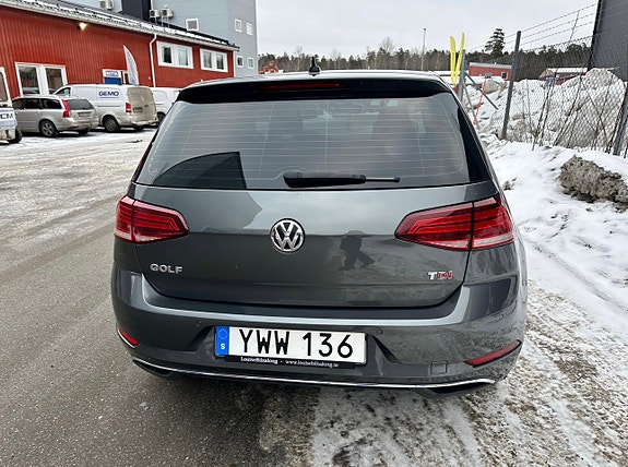 Volkswagen Golf VII 3 of 5
