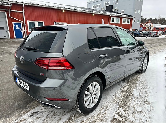 Volkswagen Golf VII 4 of 5