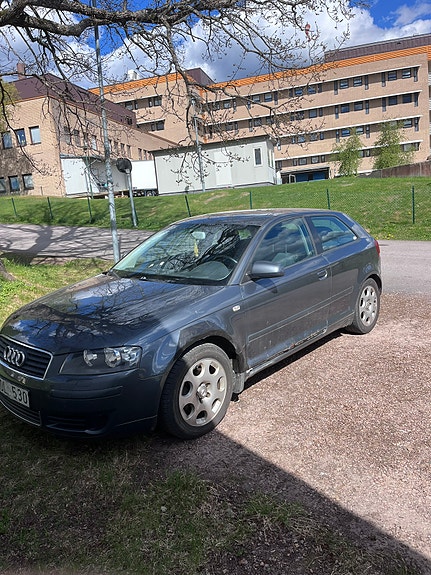 Audi A3 4 of 5
