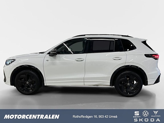 Volkswagen Tiguan 2 of 5