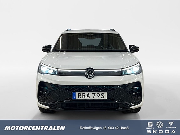 Volkswagen Tiguan 5 of 5