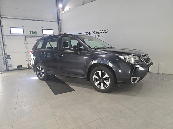 Subaru Forester 3 of 5