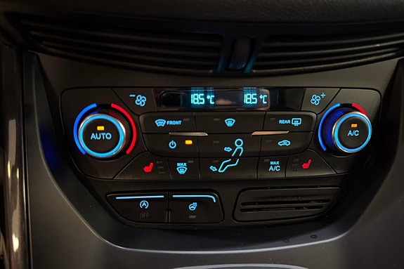 Ford Kuga 11 of 16