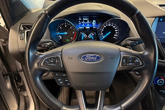 Ford Kuga 9 of 16