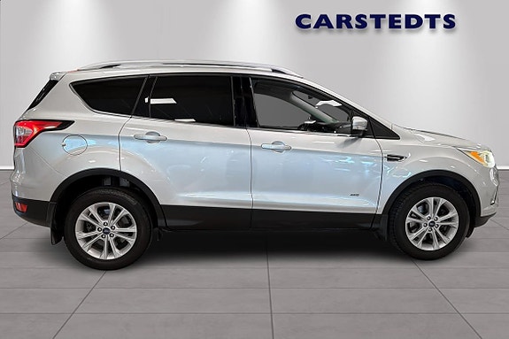 Ford Kuga 2 of 5