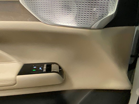 Volvo ES90 12 of 20