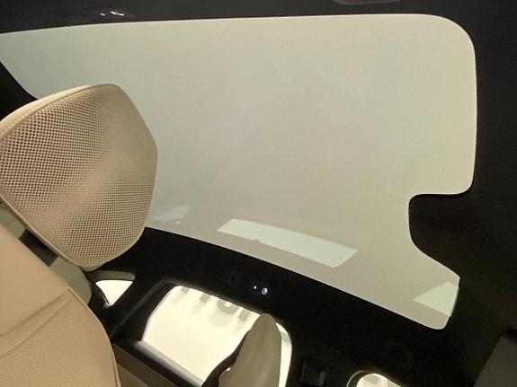 Volvo ES90 3 of 5