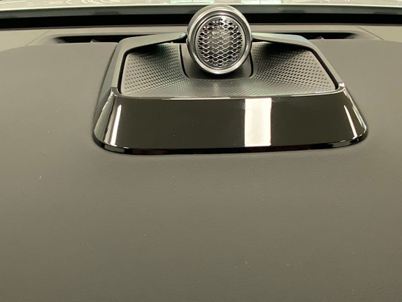 Volvo ES90 11 of 20