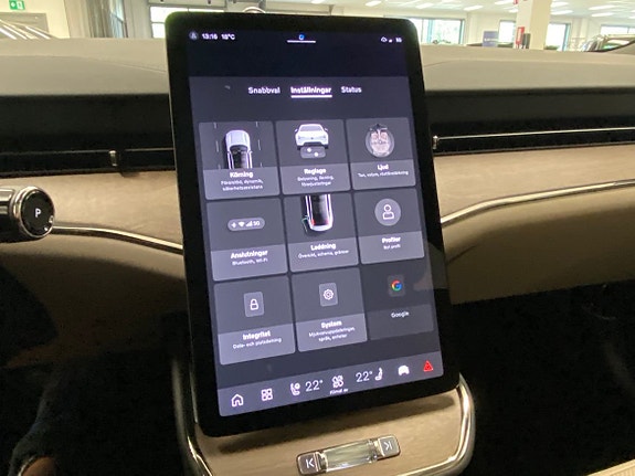 Volvo ES90 7 of 20