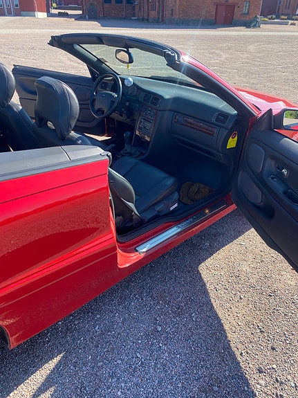 Volvo C70 8 of 9