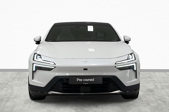 Polestar 4 3 of 5