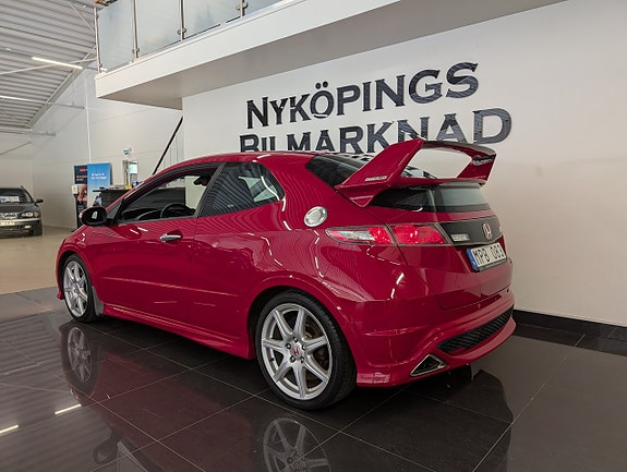Honda Civic 4 of 5