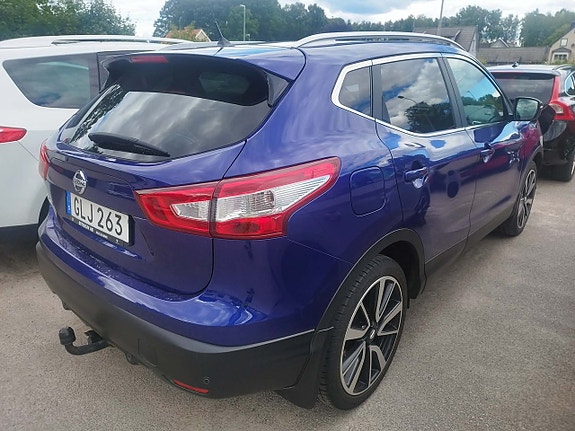 Nissan Qashqai 2 of 3