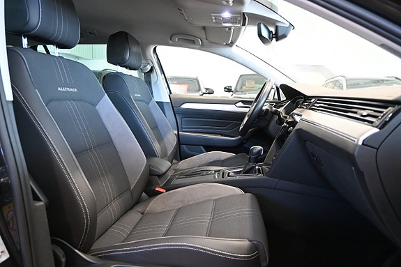 Volkswagen Passat Alltrack 11 of 24
