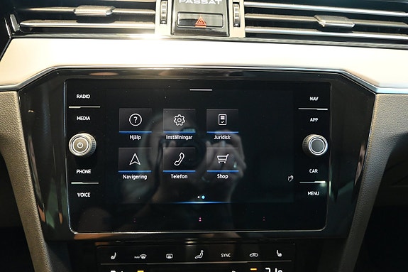 Volkswagen Passat Alltrack 20 of 24