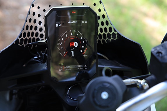 Ducati DesertX 8 of 9
