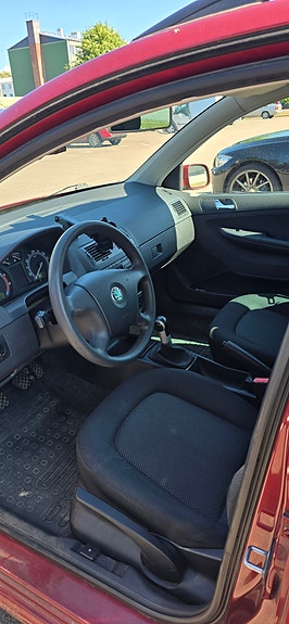 Skoda Fabia 3 of 5