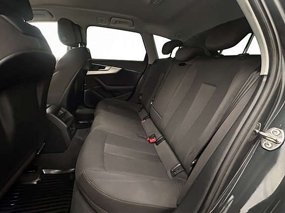 Audi A4 13 of 28