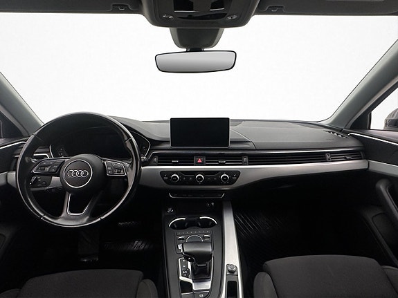 Audi A4 14 of 28