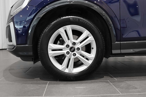 Audi Q2 7 of 19