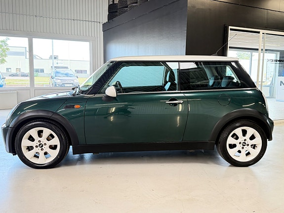 MINI Cooper 5 of 5