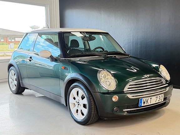 MINI Cooper 3 of 5