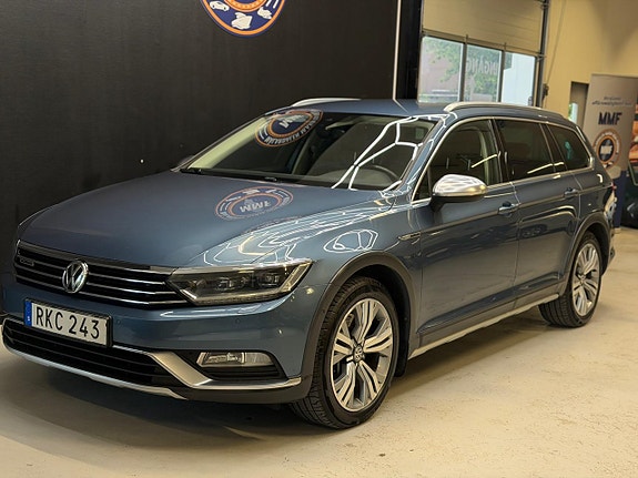 Volkswagen Passat Alltrack 5 of 23