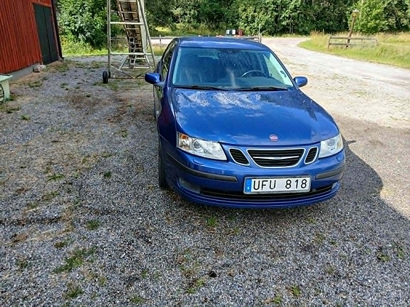 Saab 9-3 2 of 5