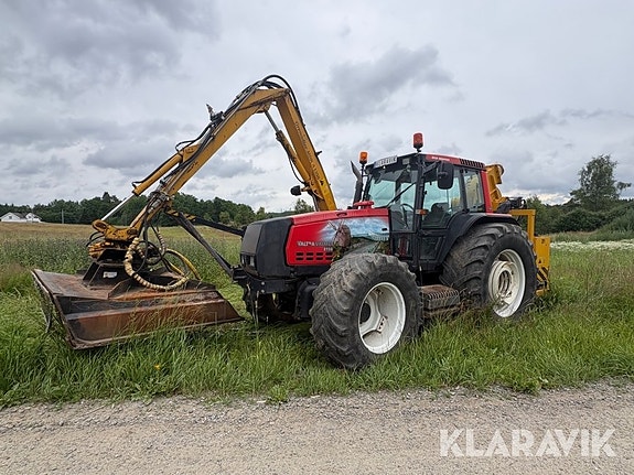 Traktor Valmet 8150 med klippaggregat 2 of 5