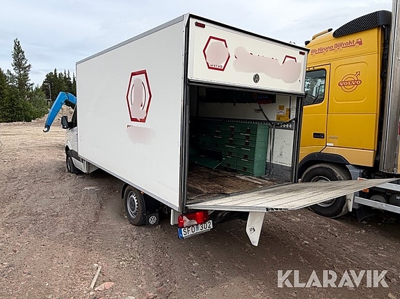 Skåpbil Volkswagen Crafter med bakgavellift 3 of 5