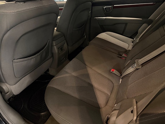 Hyundai Santa Fe 13 of 17
