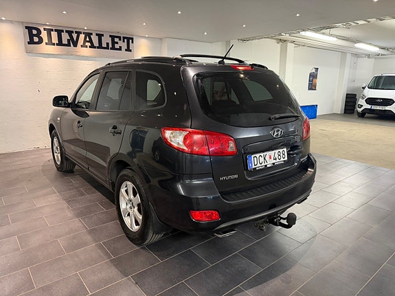 Hyundai Santa Fe 4 of 17
