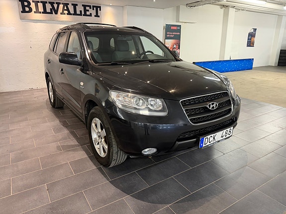 Hyundai Santa Fe 2 of 17