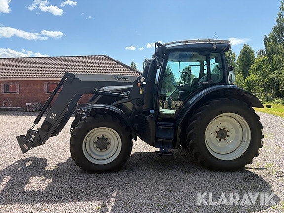 Traktor Valtra N154E Steglös med Frontlastare 2 of 5
