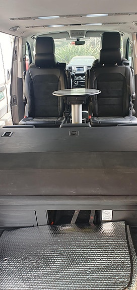 Volkswagen Multivan 4 of 5